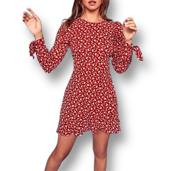 Reformation Dresses & Skirts - Reformation 4 Red White Floral Lucita Wrap Mini Dress Long Sleeve Cottagecore